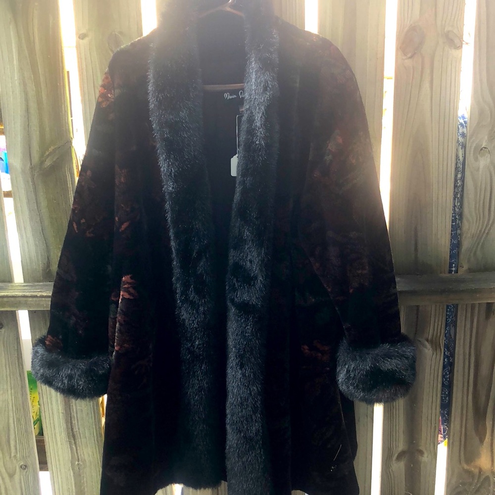 Women’s winter dress coat. Never worn